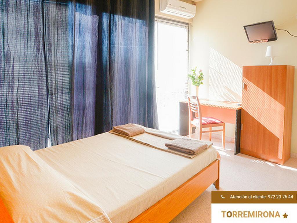 Hostal Torremirona 萨尔特 客房 照片