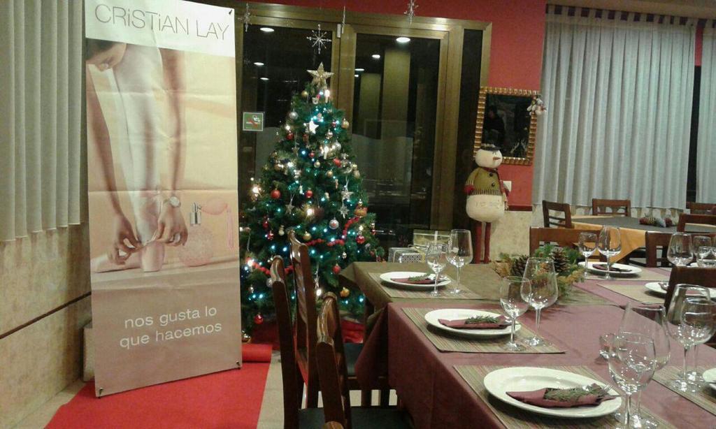 Hostal Torremirona 萨尔特 外观 照片