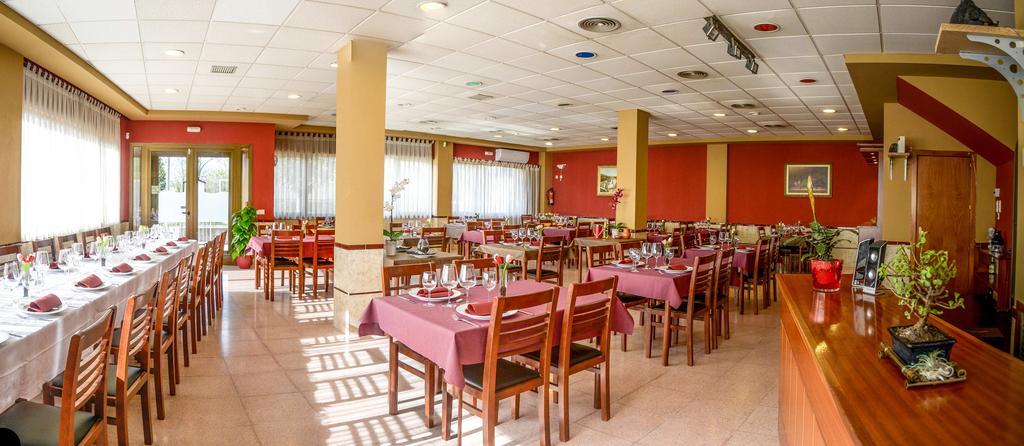 Hostal Torremirona 萨尔特 外观 照片